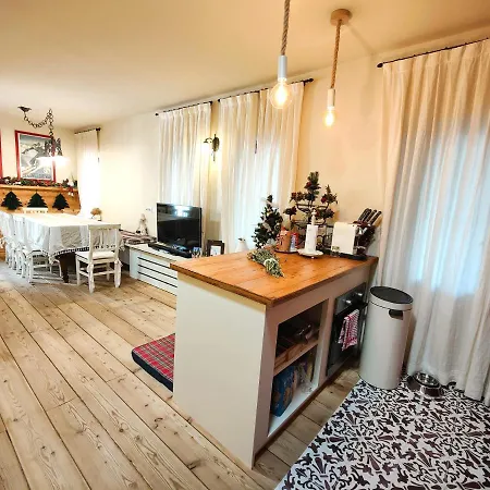 Hostdomus - Modern Loft * 세스트리에
